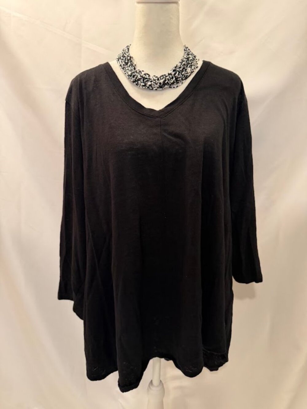 NWOT TAHARI Black Top (100% Linen) with 3/4 Sleeves - 3x